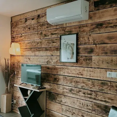 Nid'amour La Colombe Holiday home Bezenac